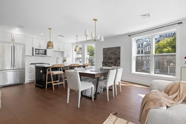 480 W BROADWAY 104