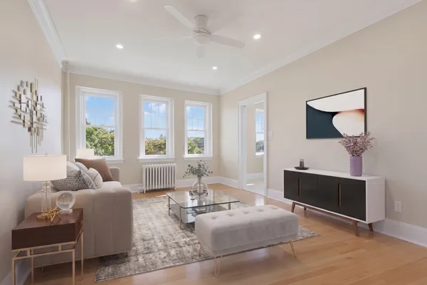 4 CHISWICK RD 31