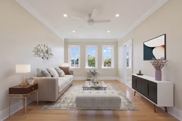 4 CHISWICK RD 31