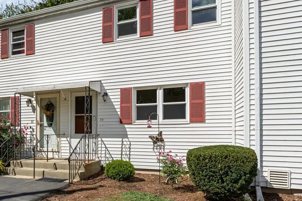 79 ARNOLD AVE 79