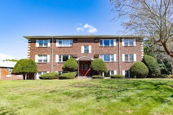 120 PARKER ST 22