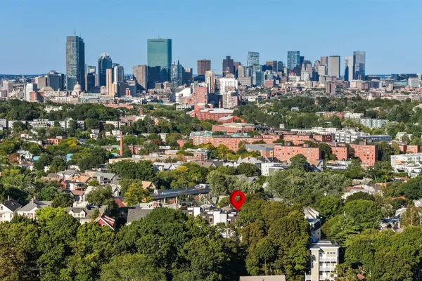 73C SHERIDAN ST 3
