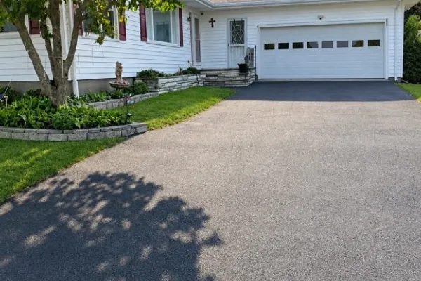 156 EASTVIEW AVE