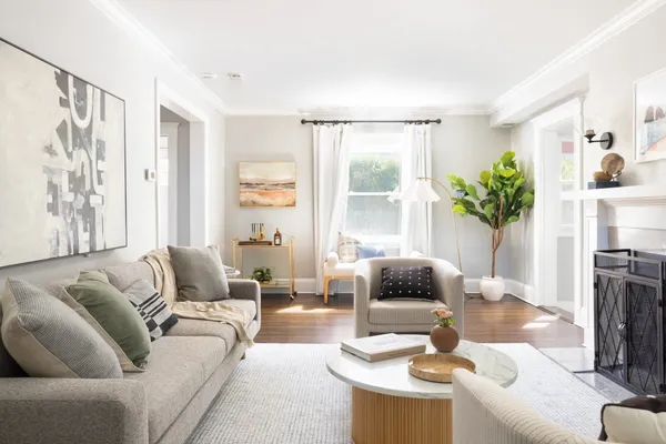 40 BOURNEDALE RD