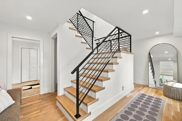 8 DENNISON AVE