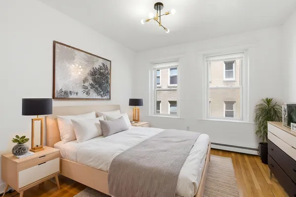 1673 COMMONWEALTH AVE 3