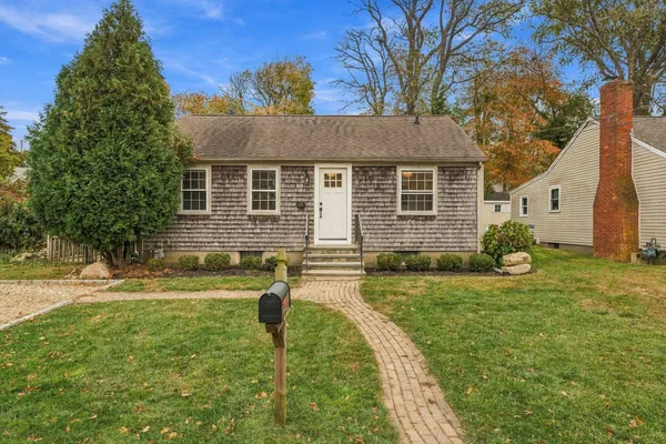 35 FAY RD