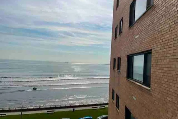 300 LYNN SHORE DR 712