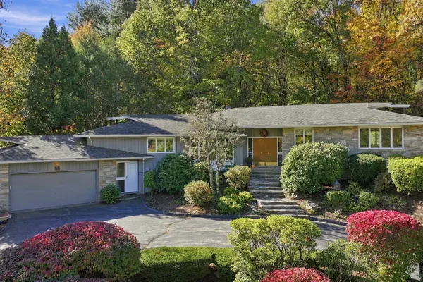 31 HANCOCK HILL DR