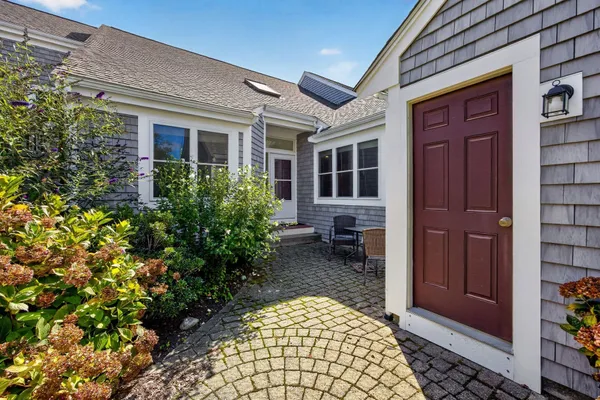 4 HUTCHENS MEWS 4
