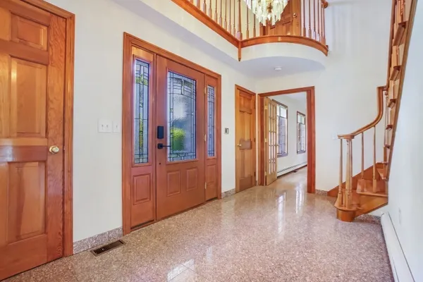 135 LAURICELLA LN