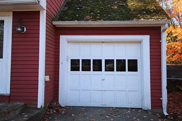 51 OLD NAHANT RD