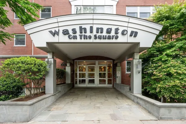 1600 BEACON ST 303