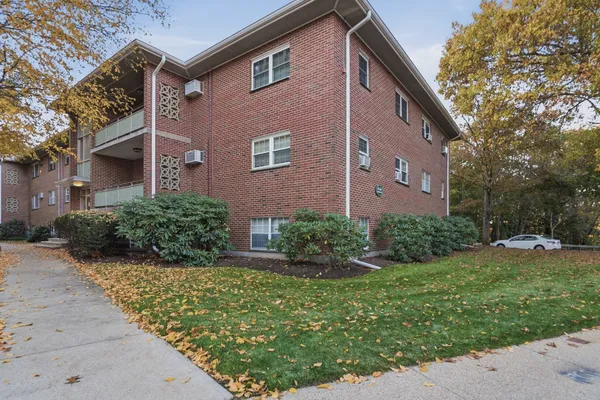 62 JACQUELINE RD 5