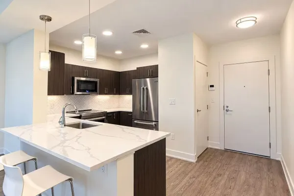 20 PENNIMAN RD 304