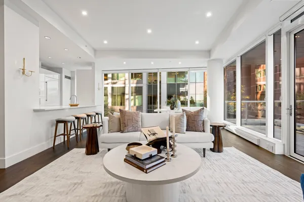22 LIBERTY DR 2M