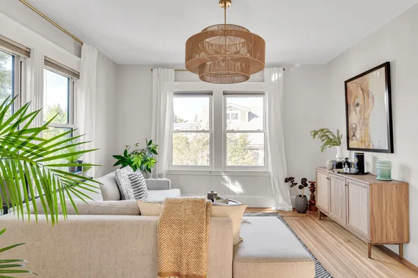 122-126 HARVEY ST 3