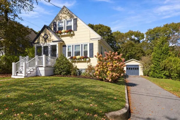 82 MANATEE RD