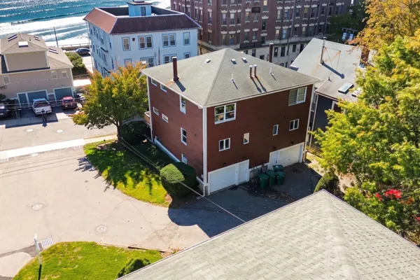51 OCEAN AVE 51