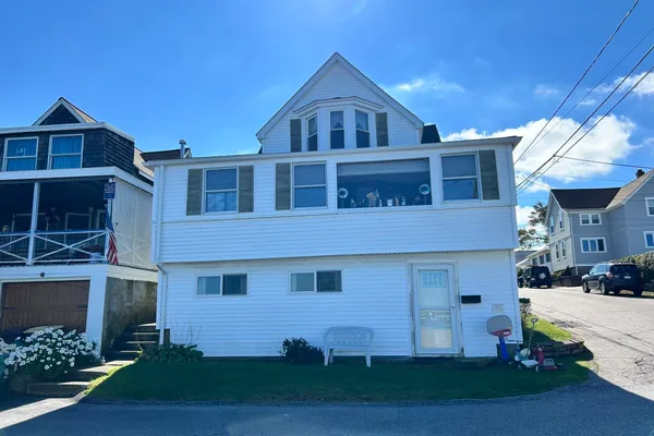 27 FORE RIVER AVE