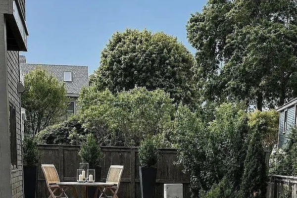 33 UNION ST