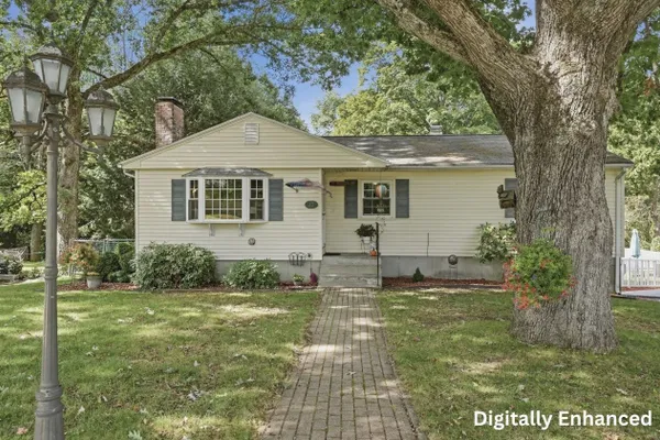 27 OLD MEETINGHOUSE RD