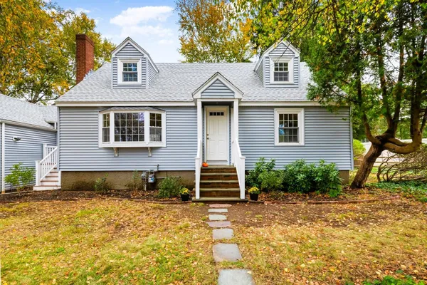 12 HOG HILL RD