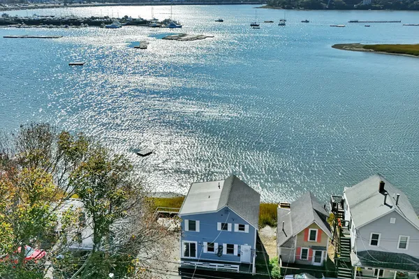 29A BAY ST