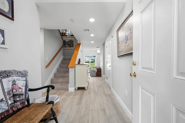 14 SOUTHCLIFF DR 14
