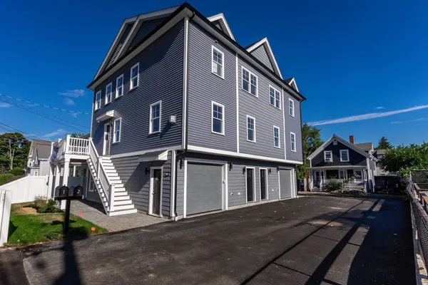 30 MAPLE ST 2