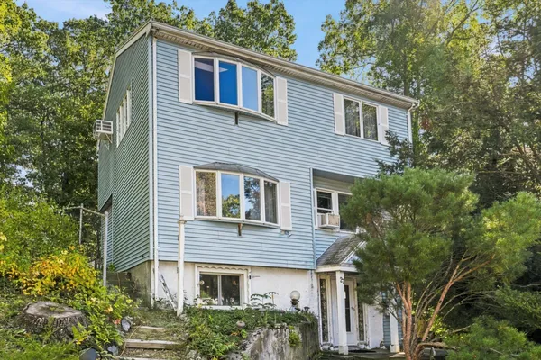 27 MALVERN ST