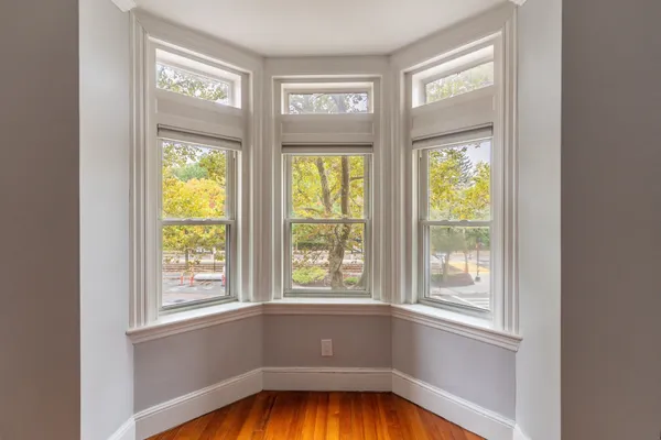 1834 BEACON ST 5