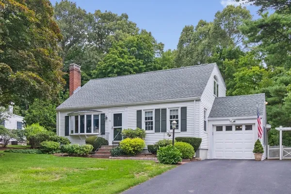 28 CARVER RD