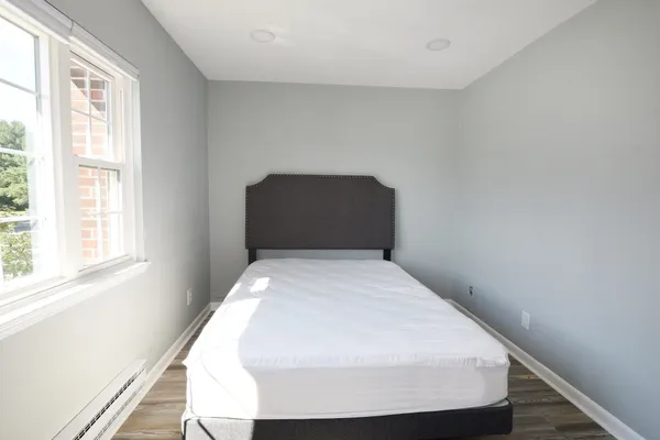 41 FOUNDRY ST 11-3