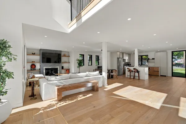 8 NOANETT RD