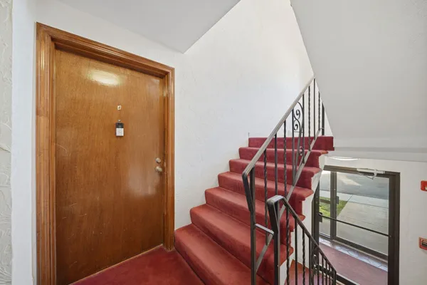 145 HARRIS ST 4