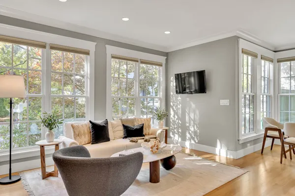 1-7 BRATTLE CIR` 1