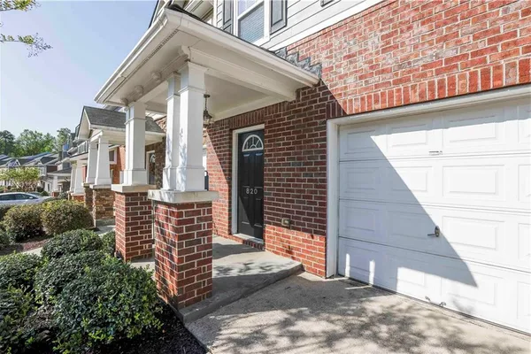 820 TULIP POPLAR WAY
