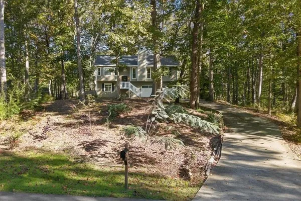 1528 OAKLEAF DR