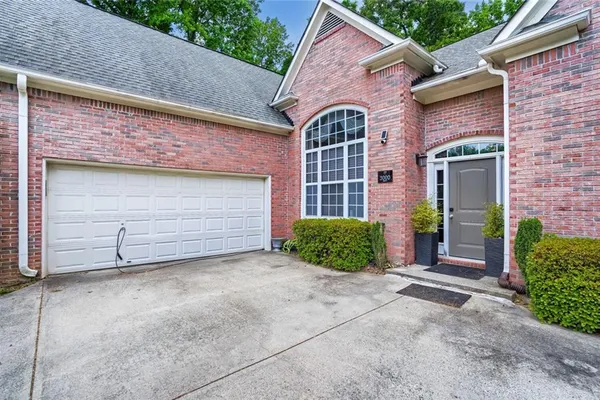 3000 BARIMORE PL