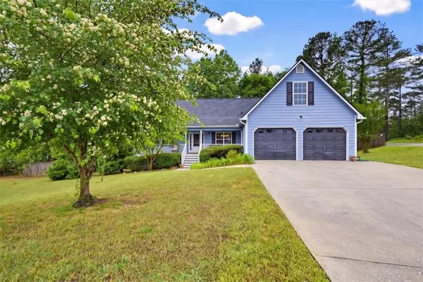 108 MISTY OAK LN