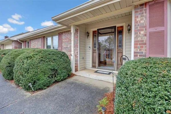 3898 CARRIAGE LN