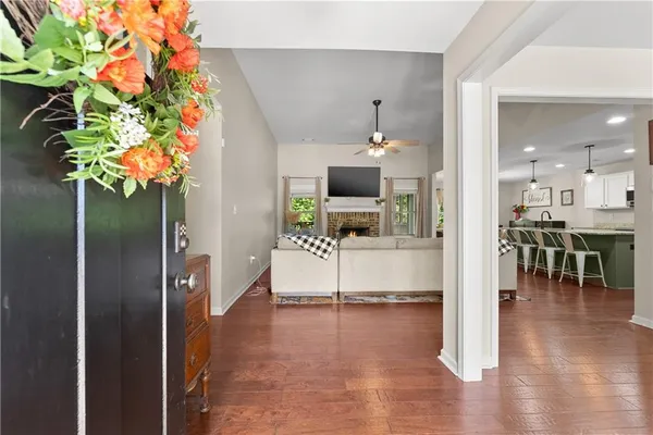 494 KATHERINE DR