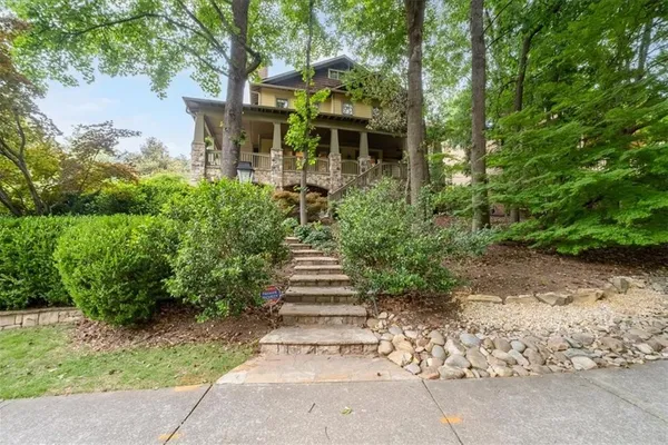 1370 ROCK SPRINGS CIR