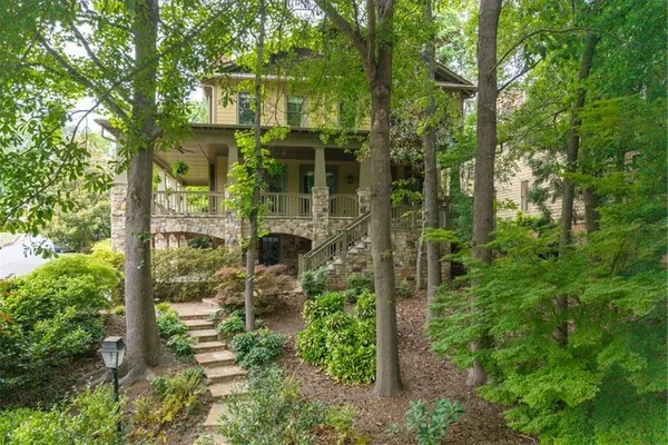 1370 ROCK SPRINGS CIR
