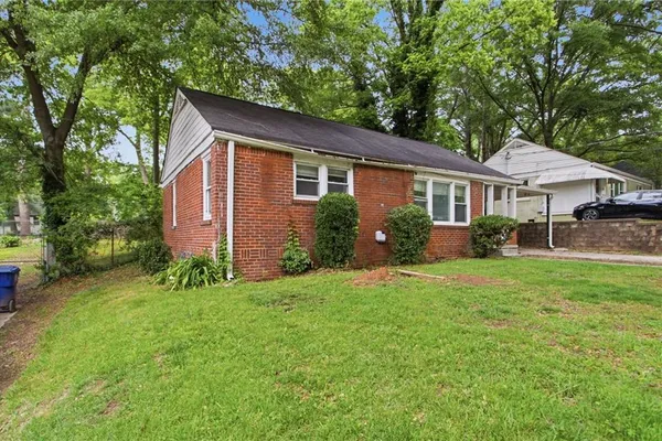 1837 OAKMONT DR
