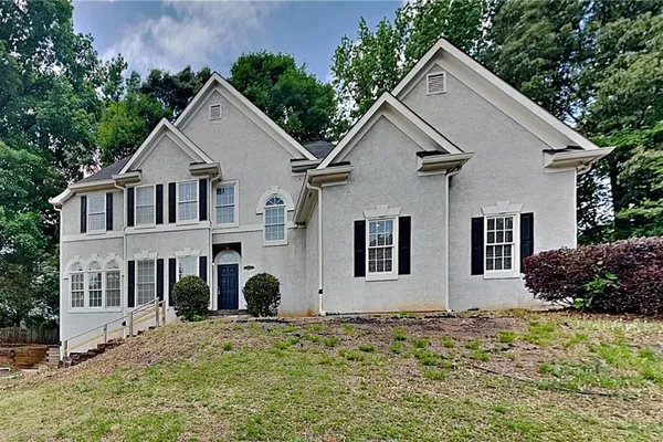 2362 BIRCH HOLLOW TRL