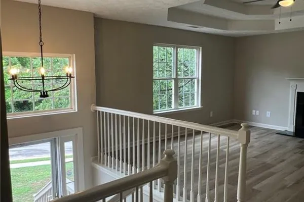 4622 MIDDLEBORO LN
