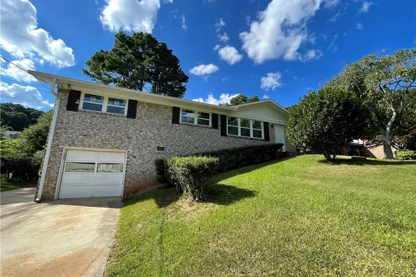 2910 MARLIN DR