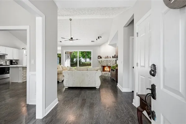 5804 COUNTY CT